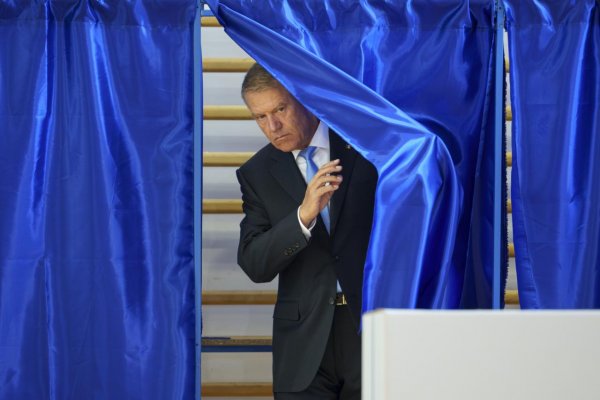 Rumunský prezident Iohannis v stredu odstúpi z funkcie