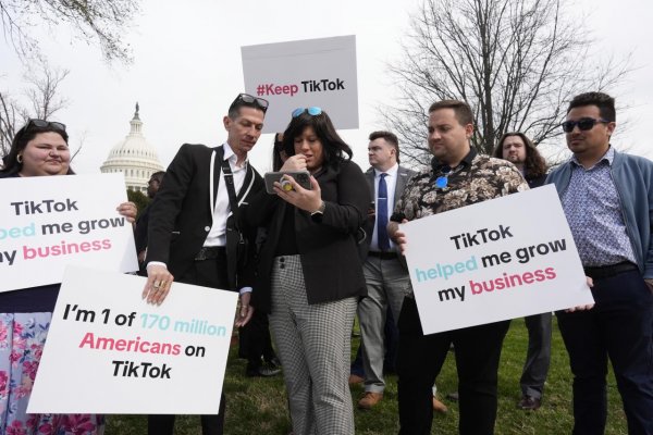 Kým Meta prichádza s novinkou, TikTok bojuje o pokračovanie na americkom trhu. Kúpi ho nakoniec Amazon?