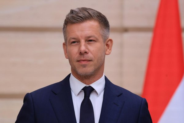 Maďarské verejnoprávne médiá prerušili vysielanie, čaká ich transformácia