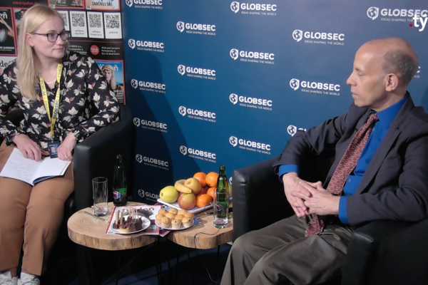 .týždeň na Globsecu 2026 s Richardom Weitzom
