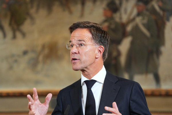 Rutte: Krajiny NATO musia spraviť viac pre podporu protivzdušnej obrany Ukrajiny