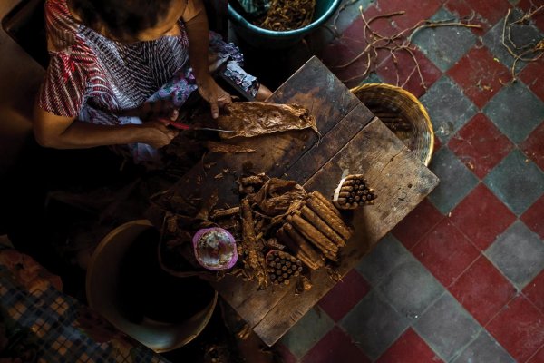 Cigara: Symbol víťazstva aj pohody