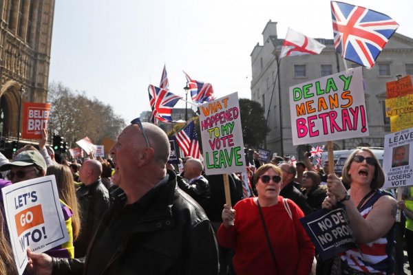 Britský parlament opäť neschválil dohodu o brexite