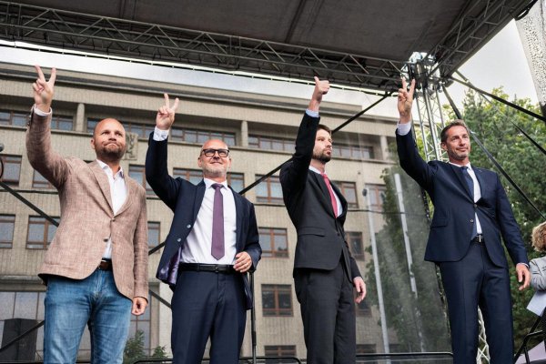 Hríb, Gálisová, Mojžiš: Slovensku hrozí rozpad - kto tomu rozumie?