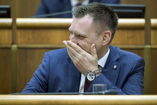 NR SR: Schôdzu k odvolávaniu ministra životného prostredia Tomáša Tarabu sa na prvýkrát nepodarilo otvoriť