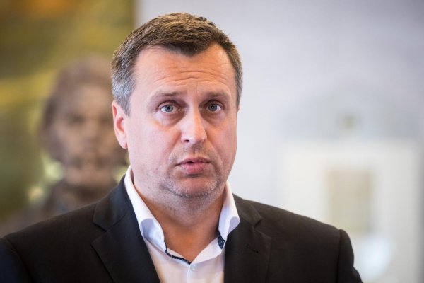Galko: V parlamente kolujú správy, že už zmizla aj rigorózna práca Andreja Danka