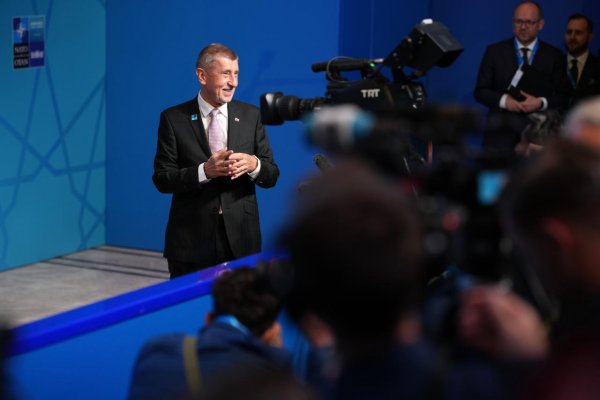 Babiš: Česko sa nebude podieľať na vojenskej pomoci NATO pre Ukrajinu