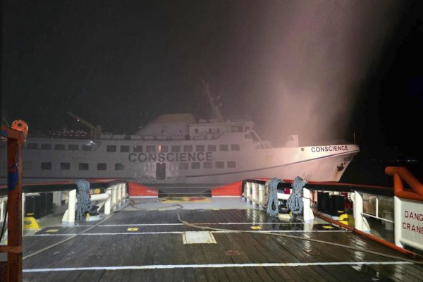 Na loď smerujúcu do Pásma Gazy s humanitárnou pomocou zaútočili drony