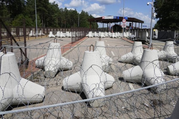 Poľsko od polnoci uzavrelo hranicu s Bieloruskom