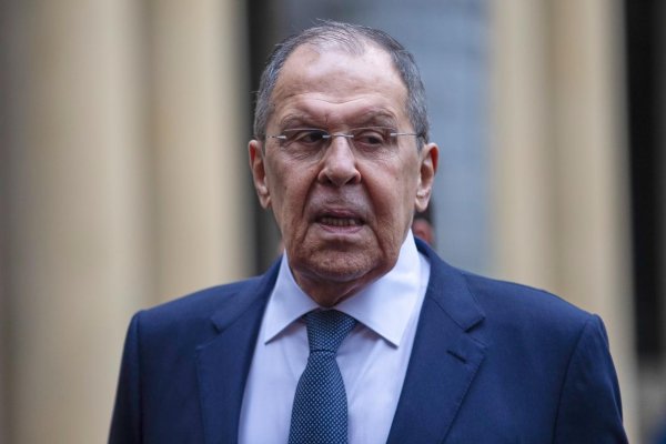 Lavrov: Putinov návrh na prímerie je začiatkom priamych rokovaní bez podmienok