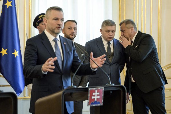 Vládne strany Smer-SD, Hlas-SD a SNS sa dohodli na zmene koaličnej zmluvy