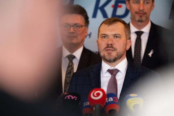 KDH: Zvrchovanosť v kultúrno-etických otázkach nespochybňuje naše členstvo v Únii