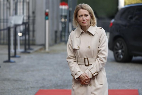 Kallasová: Navaľnyj zomrel za demokraciu v Rusku, zodpovedný je Putin