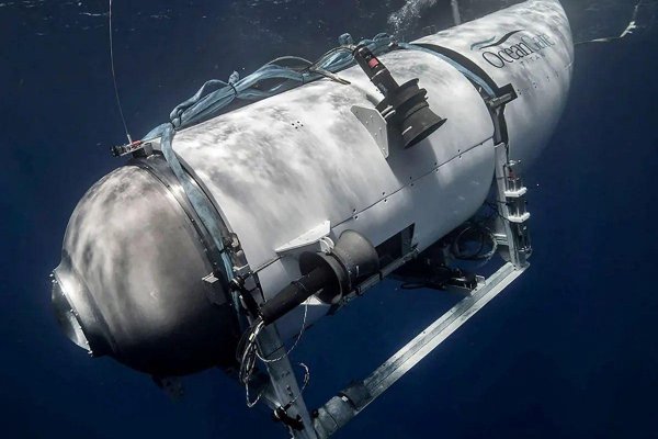 Medzi troskami nájdenými pri Titanicu sú časti miniponorky