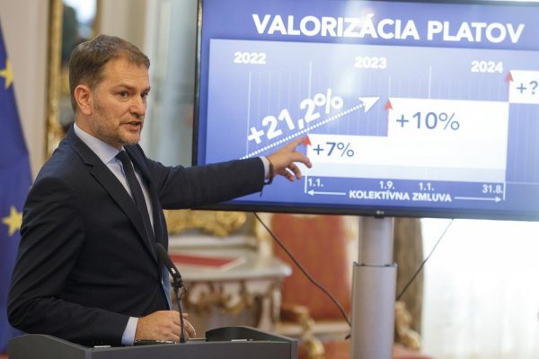 Matovič hovorí o ponuke odmeny 500 eur pre zdravotníkov, Raši to kritizuje