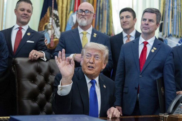 Nechcem vyzerať tučný, vysvetlil Trump, prečo neuvažuje nad nepriestrelnou vestou
