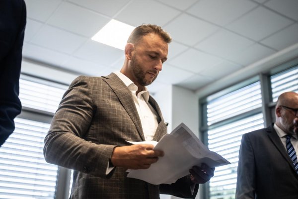 Opozícia kritizuje Ministerstvo vnútra: Slovenská polícia svojou komunikáciou narušila úspešnú medzinárodnú operáciu