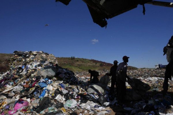 Polícia v Bratislavskom kraji odhalila miliónový prípad neoprávneného nakladania s odpadmi
