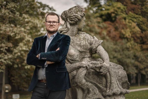 Boris Kollár zaplatil Čurillovi 50-tisíc eur, ako určil súd, Šutaj Eštok ešte nezaplatil, čim sa jeho suma stále zvyšuje