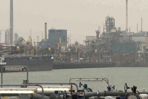 Ukrajina ONLINE: Ukrajinský dronový útok znovu spôsobil škody v ruskom pristave Usť-Luga