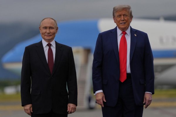 Trump sa s Putinom na Aljaške v mnohom zhodol, prímerie však nespomenul