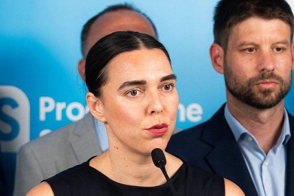 PS kritizuje rozhodnutie Tarabovho rezortu k spaľovni Slovnaftu, hovorí o arogancii moci