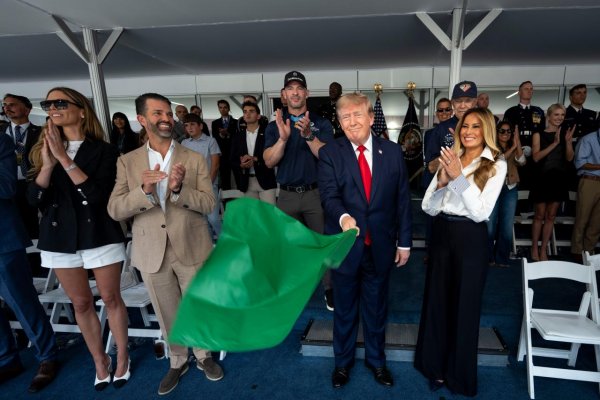 Trump spôsobil diplomatický škandál aj na prestížnych pretekoch seriálu IndyCar