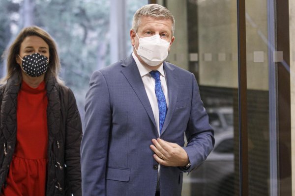 Lengvarský naznačil termín zrušenia protipandemických opatrení