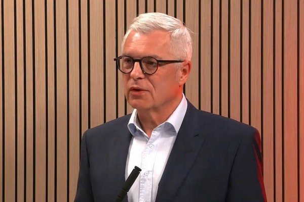 Korčok u Závodského: Fico podrazil prezidenta Macrona, Ukrajinci nás vnímajú ako Rusov