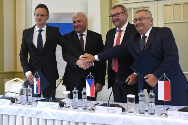 Český minister dopravy Dan Ťok sa dohodol na odstúpení z vlády