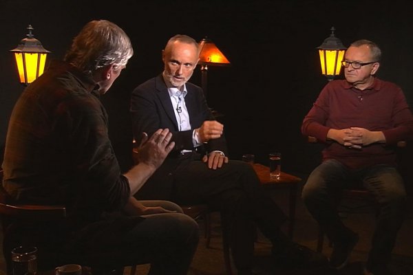 .pod lampou: Rozšíri sa vojna po Európe? Nie, vysvetľujú Saša Duleba a Tomáš Valášek