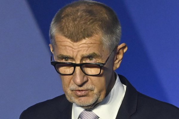 Ficovi sa podarilo priviesť Slovensko do hospodárskej krízy. Babiš plánuje viesť Česko rovnakou cestou