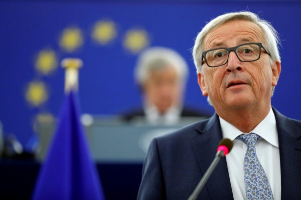 Premianti u Junckera a konec politiky
