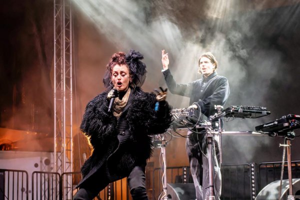 Koncert pre Ukrajinu bol daždivý, ale naliehavý 