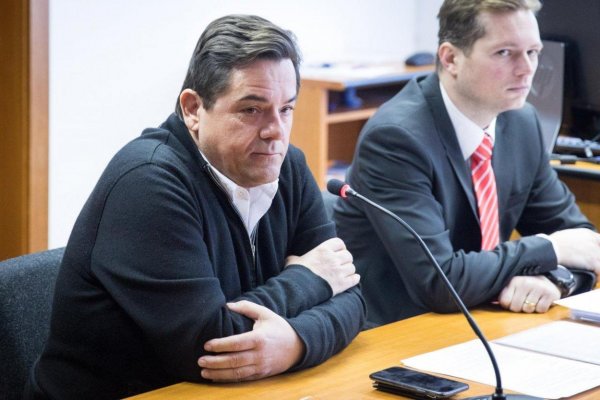 Kočner sa z väzby zbavuje majetku