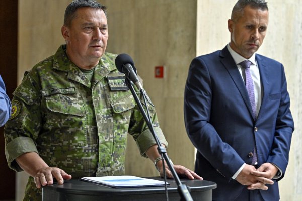 Danko vyzval Kaliňáka, aby riešil pozíciu náčelníka Generálneho štábu OS SR