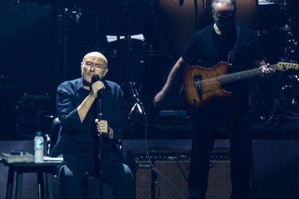 Phil Collins, ten chlapík odvedľa