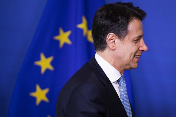 Conte požiadal EÚ, aby Taliansku poskytla viac času na zníženie dlhu