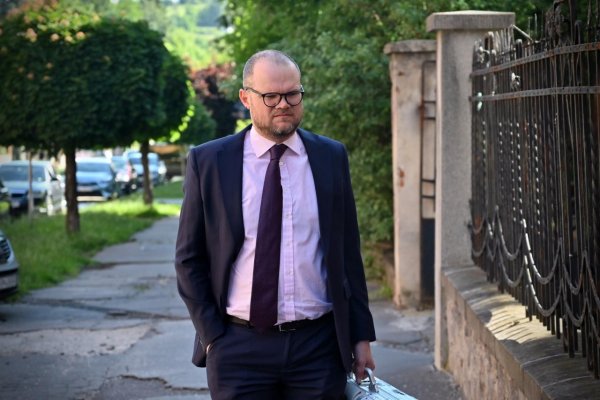 Čurillovcom v kauze Kajúcnik rozšírili obvinenie, podľa advokáta však skutok existuje len v predstavách policajnej inšpekcie