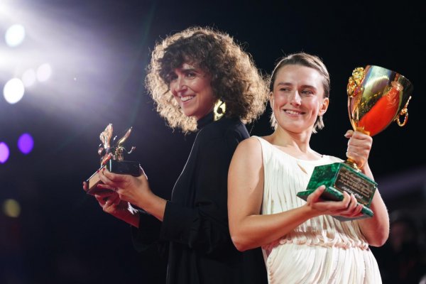 Za najlepší film na festivale v Benátkach vyhlásili drámu Woman Unknown