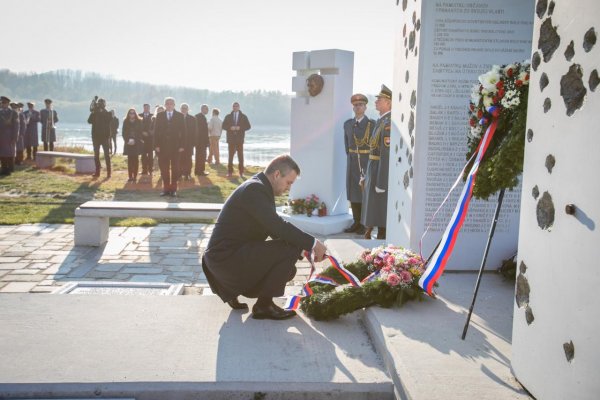 Obete komunizmu si pripomenuli aj prezident Kiska a premiér Pellegrini