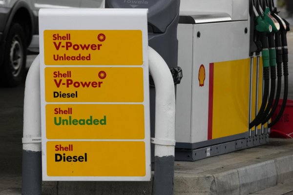 Benzíny a nafta by mali na slovenských pumpách zlacnieť