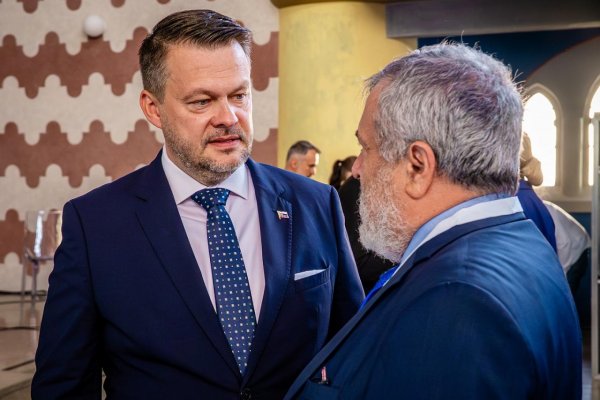 Demokrati: Pre Migaľove výroky o snahe povaliť vládu by mala zasadnúť bezpečnostná rada