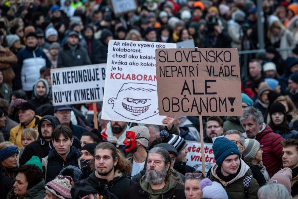 Občianske protesty Slovensko je Európa s podtitulom Nie ruskému zákonu! pokračovali