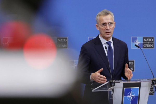 NATO zvažuje stálejšie vojská na východe EU