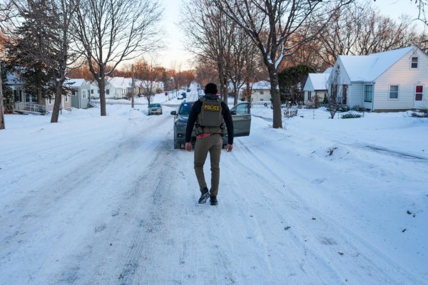 Homan oznámil stiahnutie 700 príslušníkov imigračných orgánov z Minnesoty
