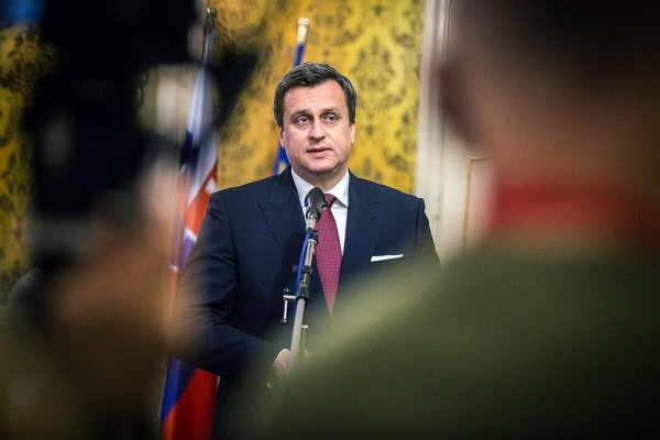 Kancelária NR SR už nebude otvárať zásielky poslancov