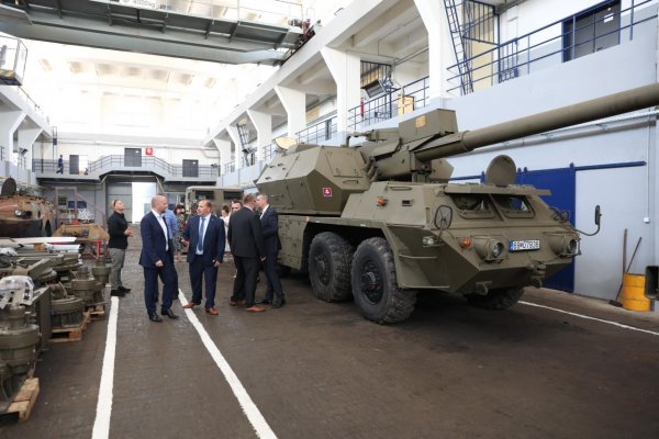 V Moldave zmodernizujú pre Ukrajinu desiatky vojenských vozidiel