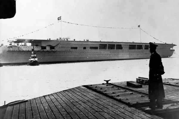 Plávajúce letiská: Kam sa podelo morské dvojča legendárnej vzducholode Graf Zeppelin?