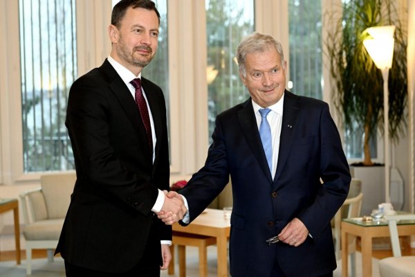 Premiér Heger vyjadril fínskemu prezidentovi podporu pre vstup Fínska do NATO